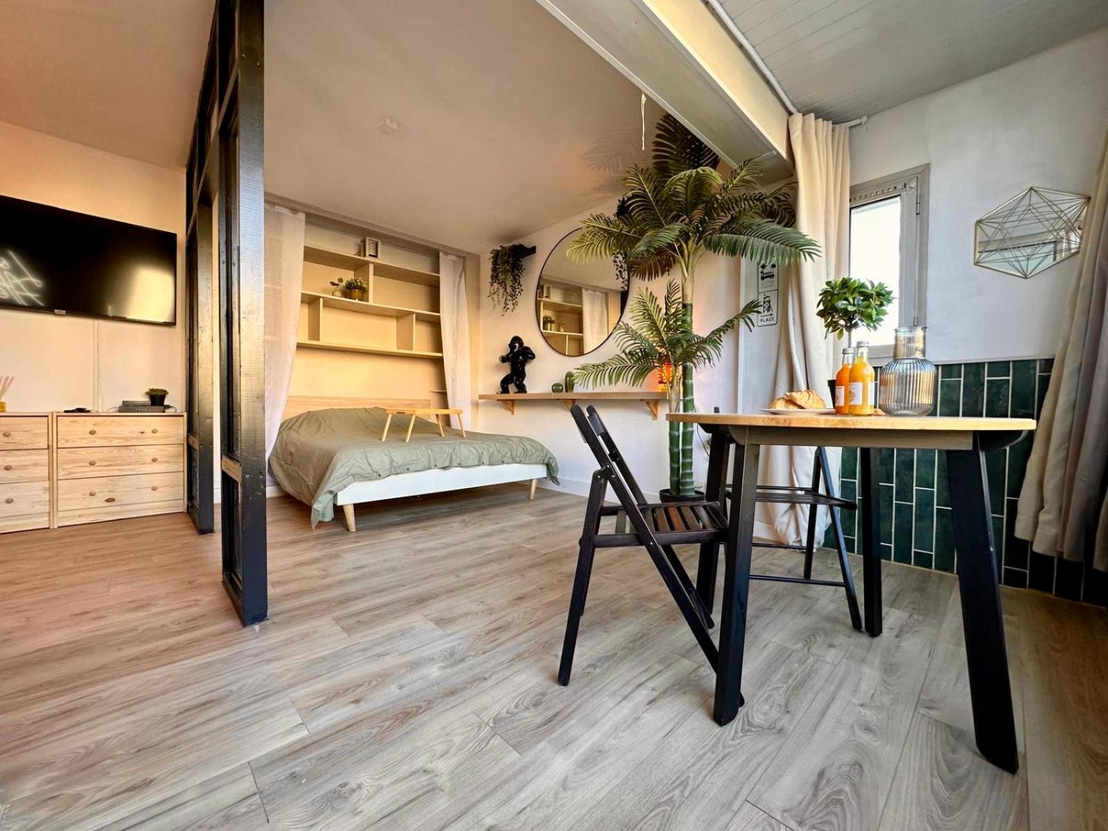 Splendide Loft Jacuzzi Et Cinema - Cap D'Agde Apartment Exterior photo